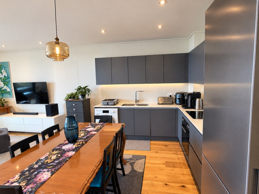 1 Bedroom Property for Sale in Three Anchor Bay Western Cape